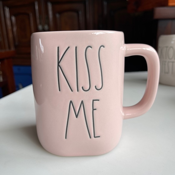 Rae Dunn Ceramic Pink Coffee Mug Kiss Me 16 Oz - Picture 9 of 10